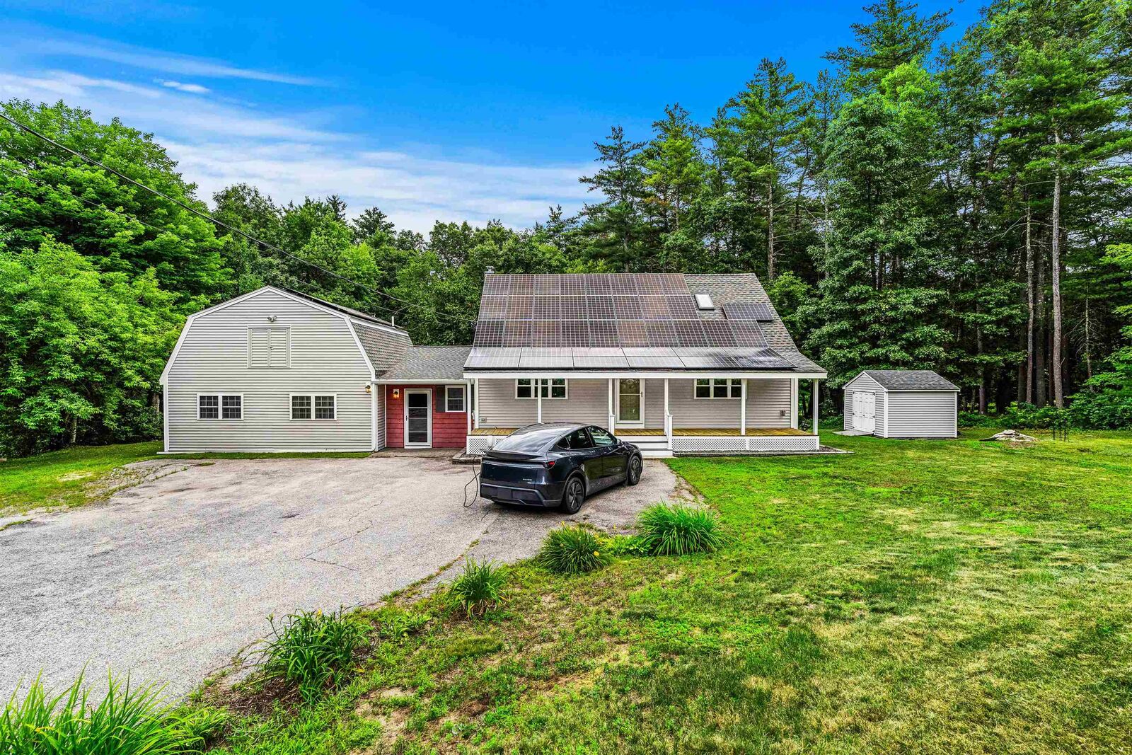 Property Photo:  9 Kelley Road  NH 03053 