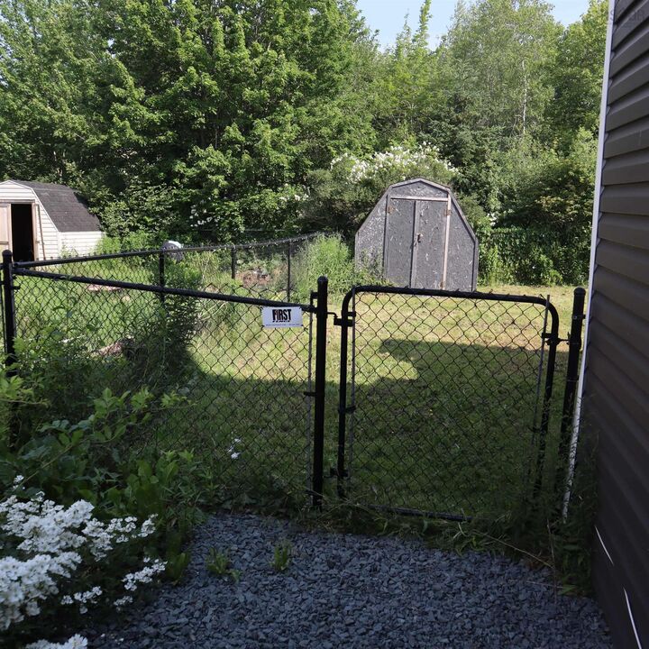 Property Photo:  55 Clermont Crescent  NS B2W 4N9 