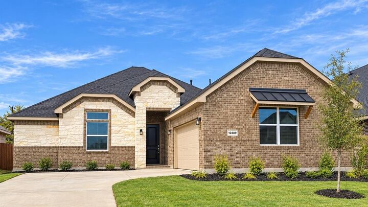 Property Photo:  10409 Sarasota Street  TX 76065 