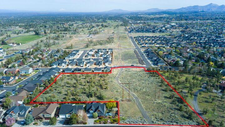 Property Photo:  0 SW Reindeer Avenue 00139  OR 97756 