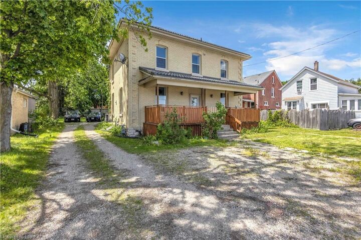34 Young Street — photo 1