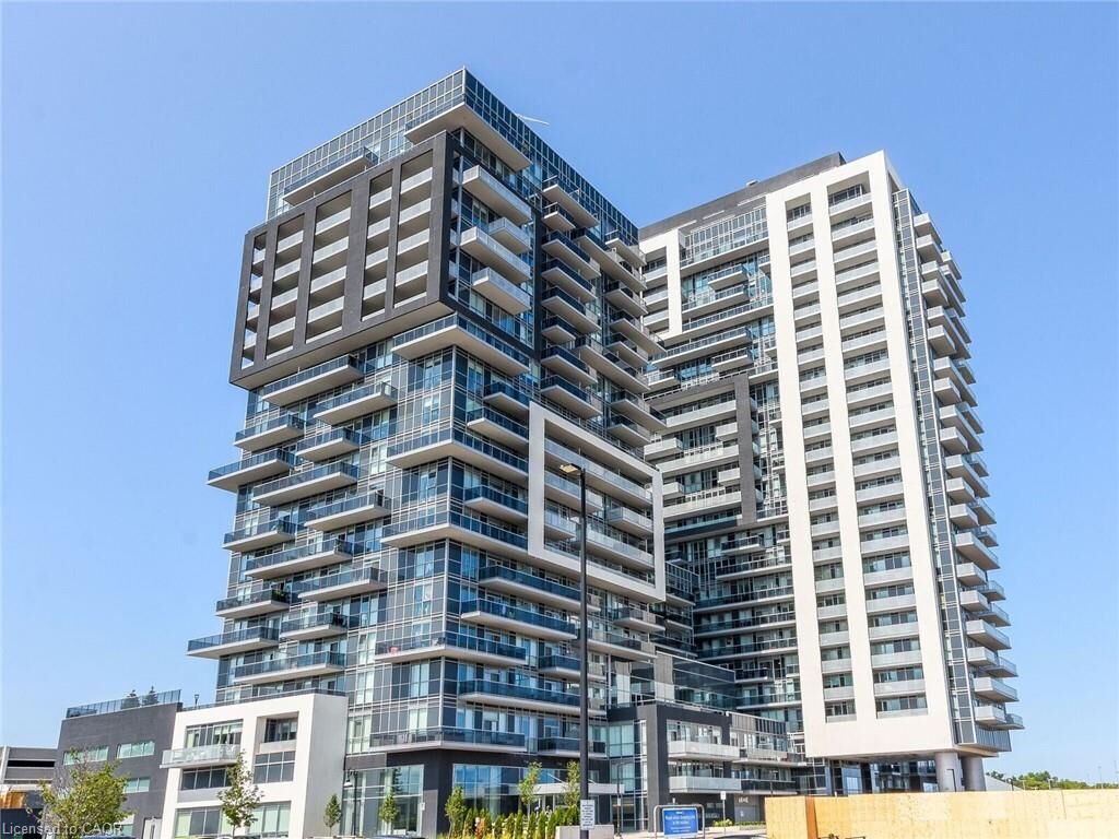Property Photo: 2081 Fairview Street 711 ON L7R 0E4