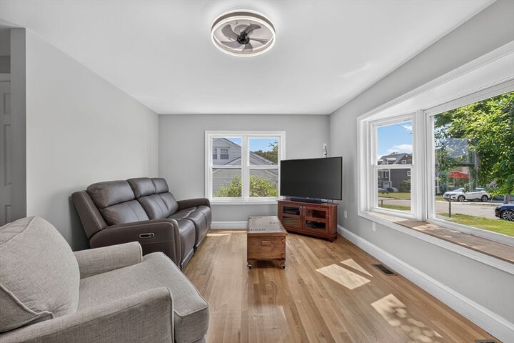 Property Photo: 17 Rockwood Ln MA 01843