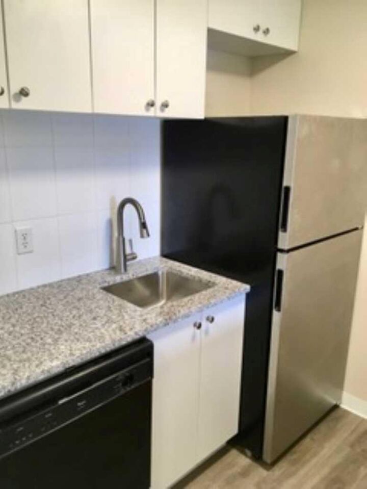 Property Photo:  405 Columbia Boulevard 301  AB T1K 4R6 