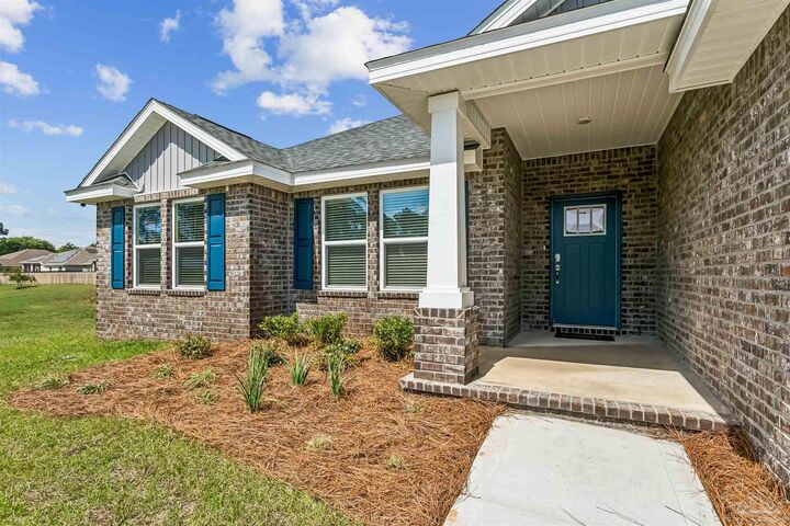 Property Photo:  7503 Hatteras Dr  FL 32566 