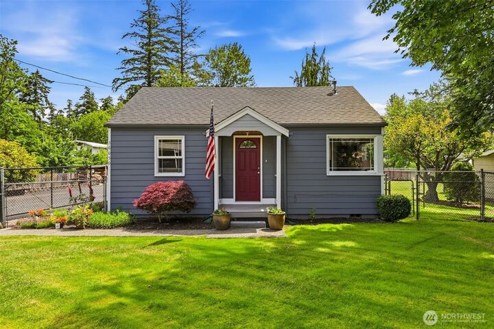 Property Photo: 36050 Military Road S WA 98001