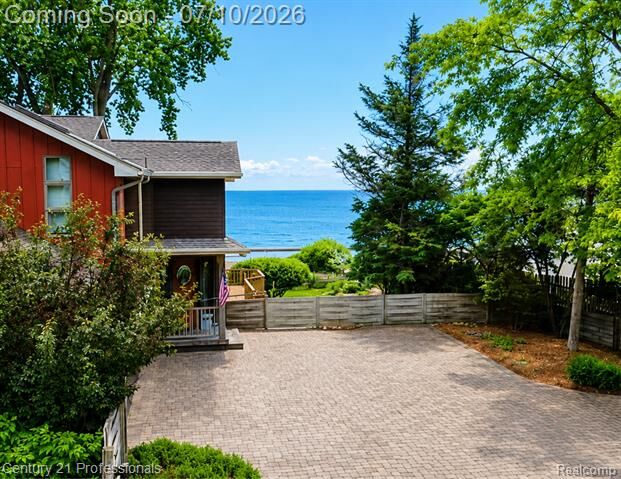 Property Photo:  3668 Shorewood Road  MI 48059 