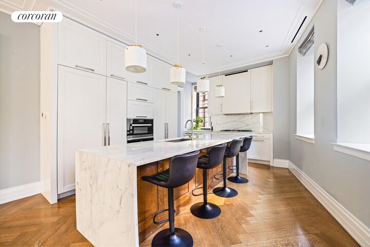 Property Photo:  235 W 75th Street 312  NY 10023 