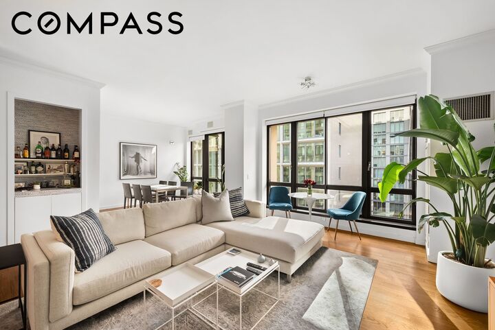 Property Photo:  4 W 21st Street 10B  NY 10010 