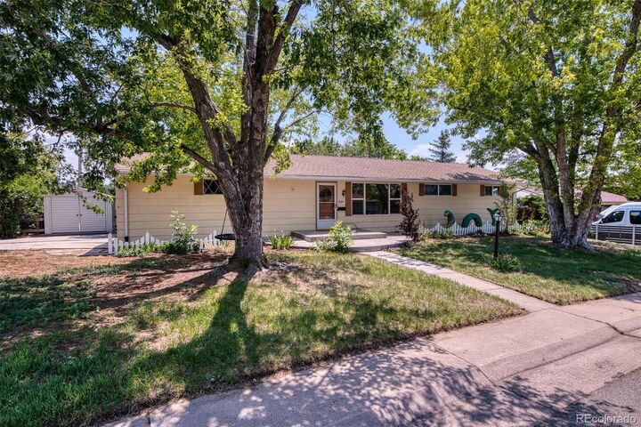 Property Photo:  8584 E Briarwood Place  CO 80112 