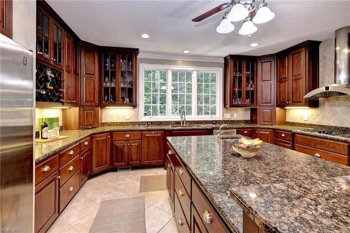 Property Photo: 113 Birkdale VA 23188