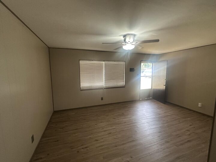Property Photo:  135 Oakwood Street  TX 76903 