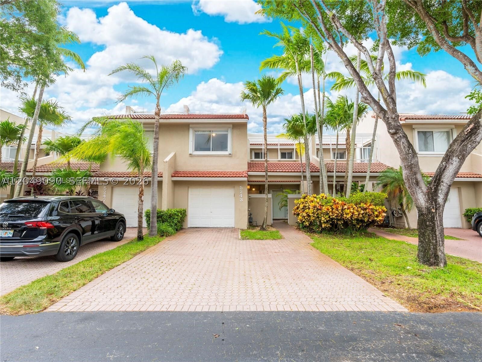 Property Photo:  5243 NW 102nd Ct 5243  FL 33178 