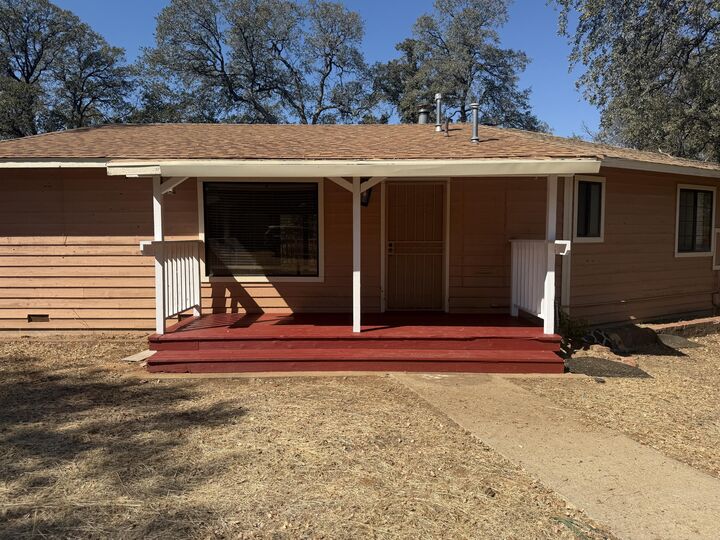 Property Photo: 16185 Caribou Road CA 96022