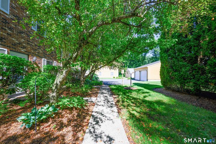 Property Photo:  1400 Hartford Turnpike 12  CT 06473 