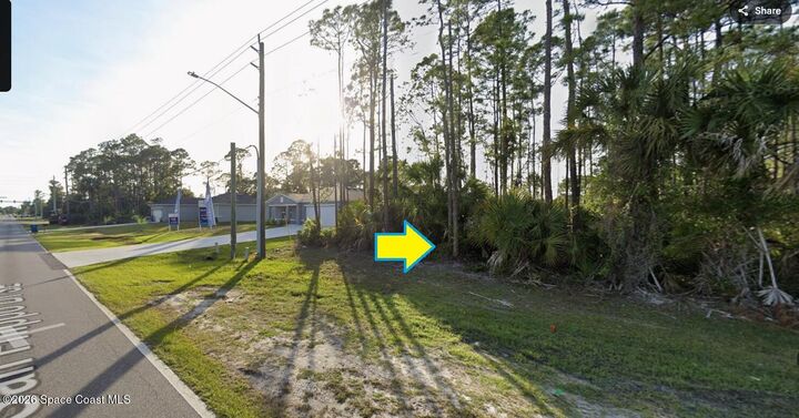 Property Photo:  2400 San Filippo Drive SE  FL 32909 