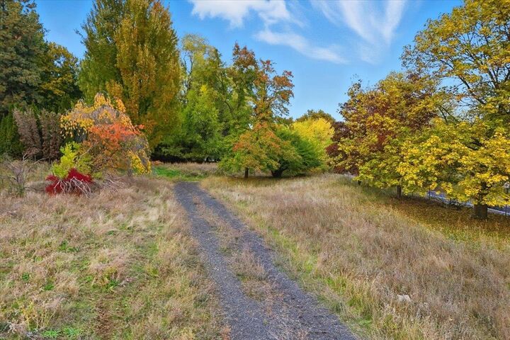 Property Photo: 7507 N Country Homes Blvd WA 99208