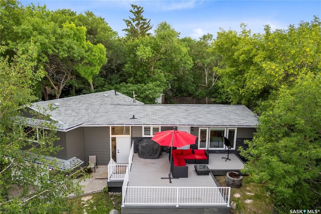 Property Photo: 342 4th Street E SK S0G 4C0