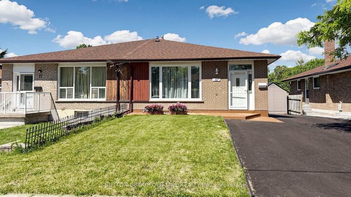 Property Photo: 19 Ascot Avenue ON L6T 2P3