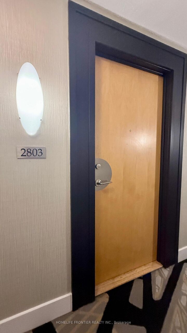 Property Photo:  83 Borough Drive 2803  ON M1P 5E4 