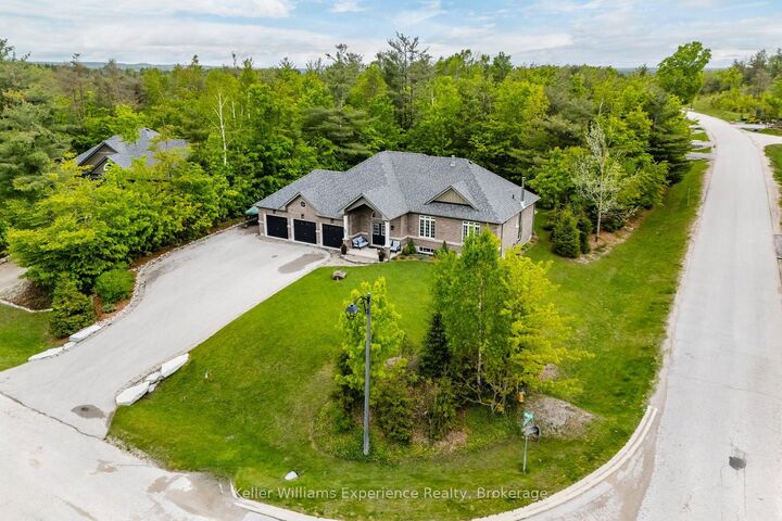 1 Topaz Court — photo 1
