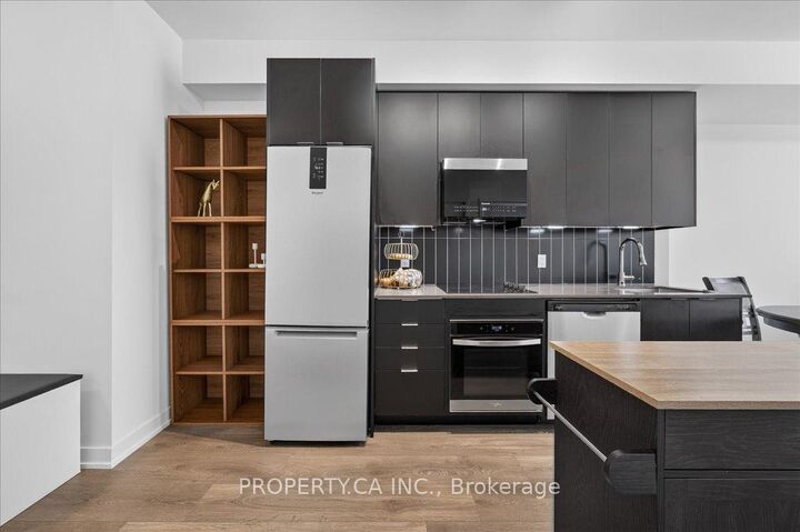Property Photo:  474 Caldari Road 1902  ON L4K 0R5 