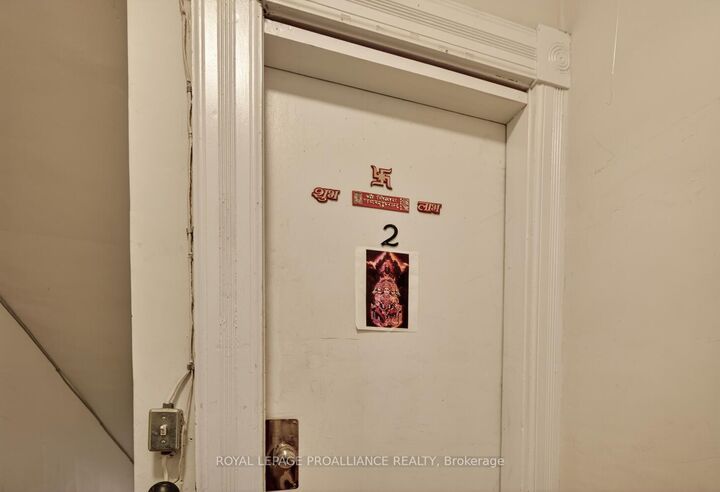 Property Photo:  2 -42 King Street E  ON K6V 1B1 