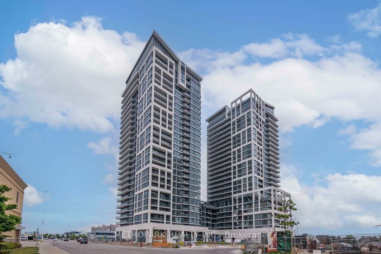 Property Photo:  9000 Jane Street 1506  ON L4K 2M9 