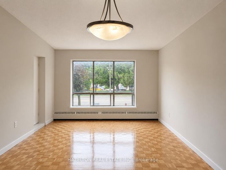 Property Photo:  1665 Bloor Street E 206  ON L4X 1S4 