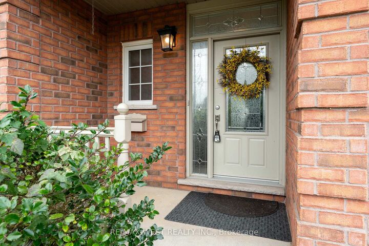 Property Photo: 114 Brown Street 3 ON N0A 1N7