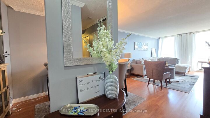 Property Photo:  1540 Pickering Parkway 609  ON L1V 3V9 