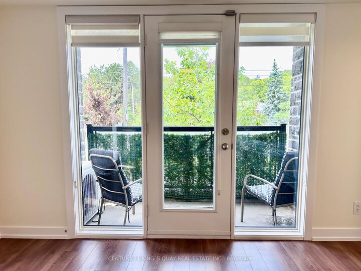 Photo de la propriété:  2 Dunsheath Way 102  ON L6B 1N3 
