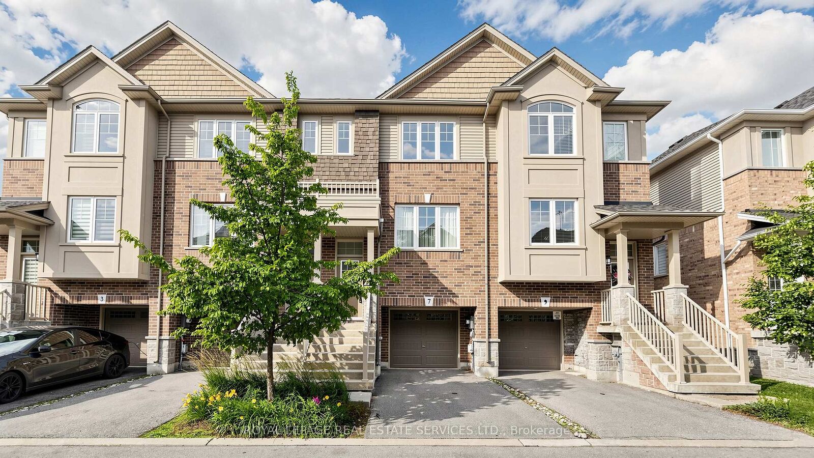Property Photo:  7 Birot Lane  ON L9K 0K1 