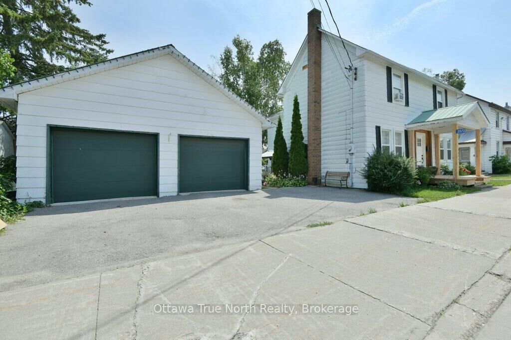 Property Photo: 2572 County Road 29 Road N ON K0A 2X0