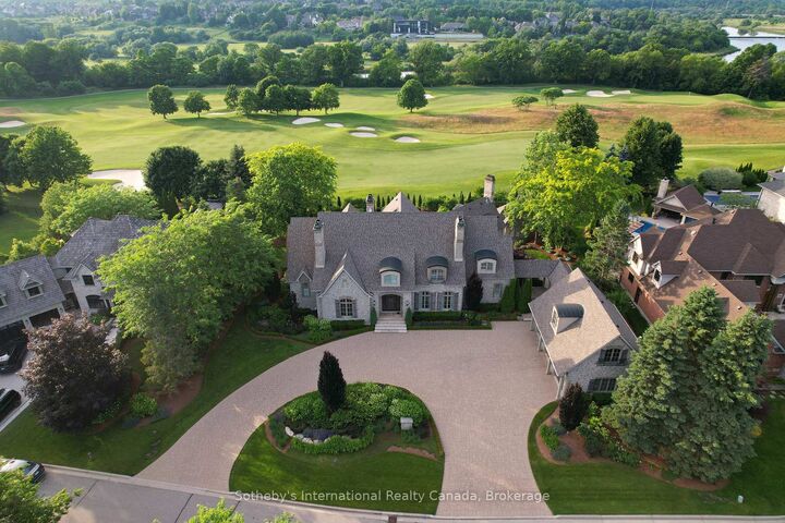 Property Photo: 28 Deer Ridge Crescent ON N2P 2L3