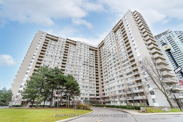 Property Photo: 3590 Kaneff Crescent 1407 ON L5A 3X3