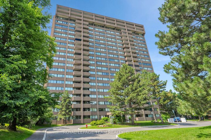 Property Photo: 3360 Southgate Road 104 ON K1V 9A6
