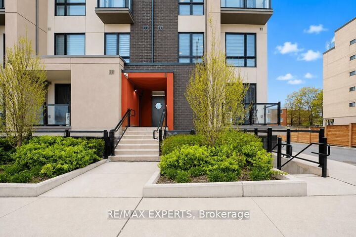 Property Photo: 8 Marquette Avenue 7 ON M6A 0E1