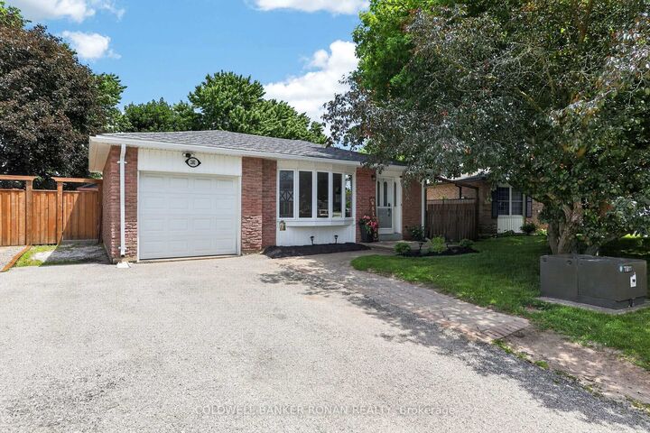 Photo de la propriété:  281 Tupper Boulevard  ON L9R 1A8 