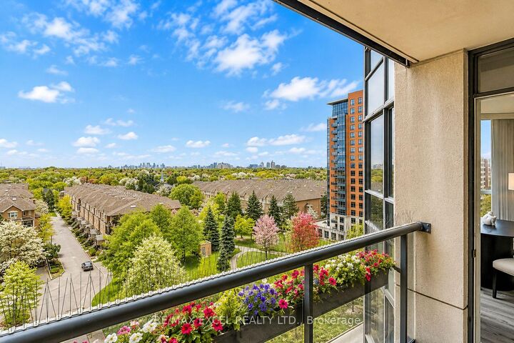 Property Photo: 10 Northtown Way 814 ON M2N 7L4