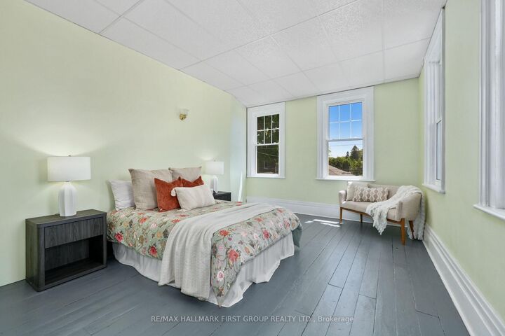 Property Photo: 274 Ridout Street ON L1A 1P5