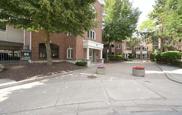 Property Photo: 65 Bristol Road E 223 ON L4Z 3P1