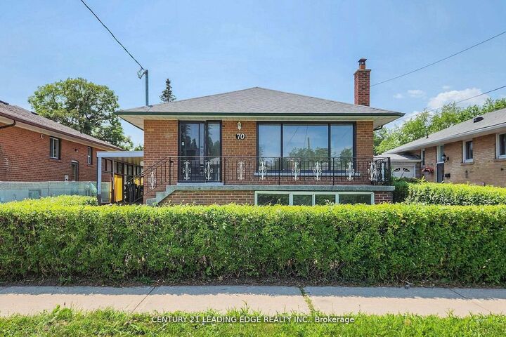 Property Photo: 70 Wexford Boulevard Bsmt ON M1R 1L3