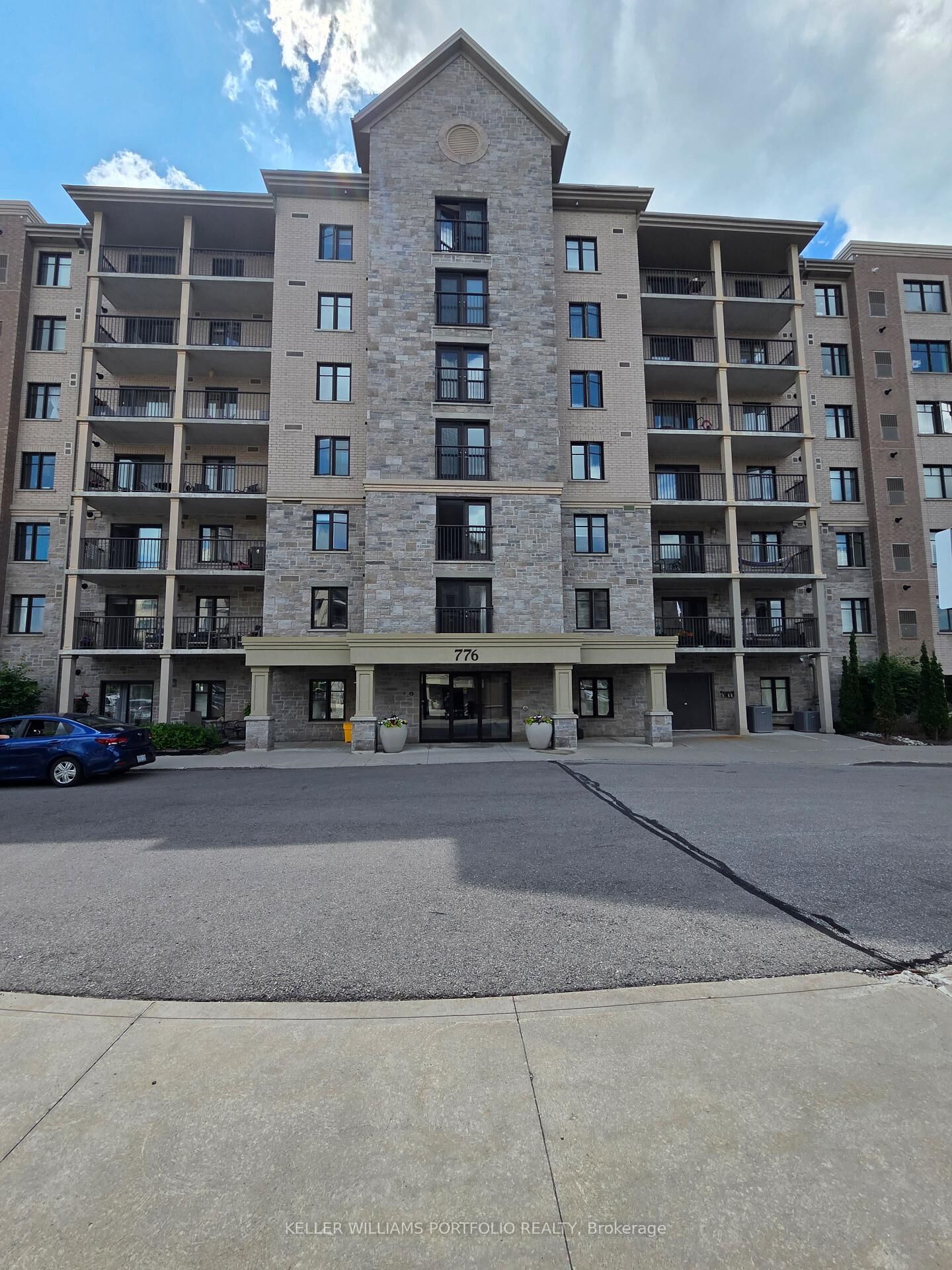 Property Photo:  776 Laurelwood Drive 604  ON N2V 0A8 