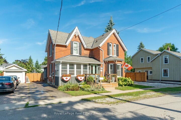 Property Photo: 231 Arthur Street ON L7J 1L9