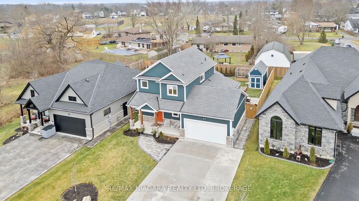 Property Photo: 3549 Canfield Crescent ON L0S 1S0