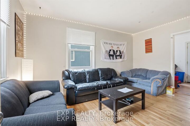 Property Photo: 139 Dalewood Avenue ON L8S 1Z3
