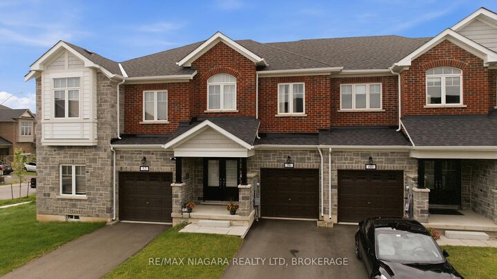 Property Photo: 56 Sapphire Way ON L2V 0B8