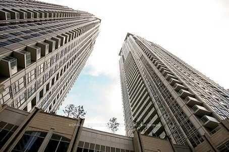 Property Photo:  761 Bay Street 3913  ON M5G 2R2 