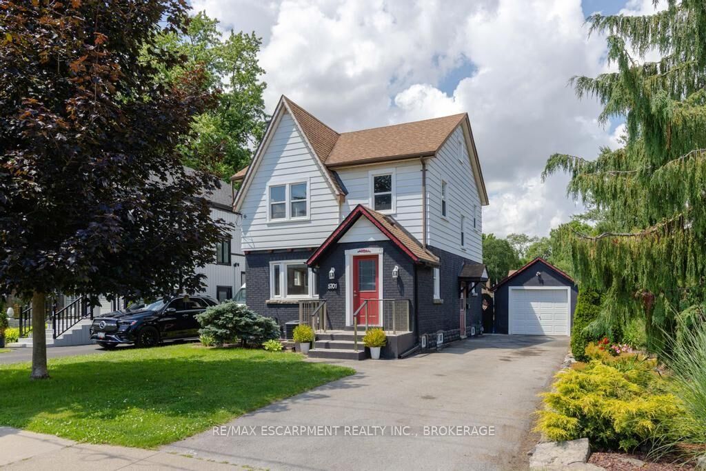 Property Photo: 5701 Dorchester Road ON L2G 5S5